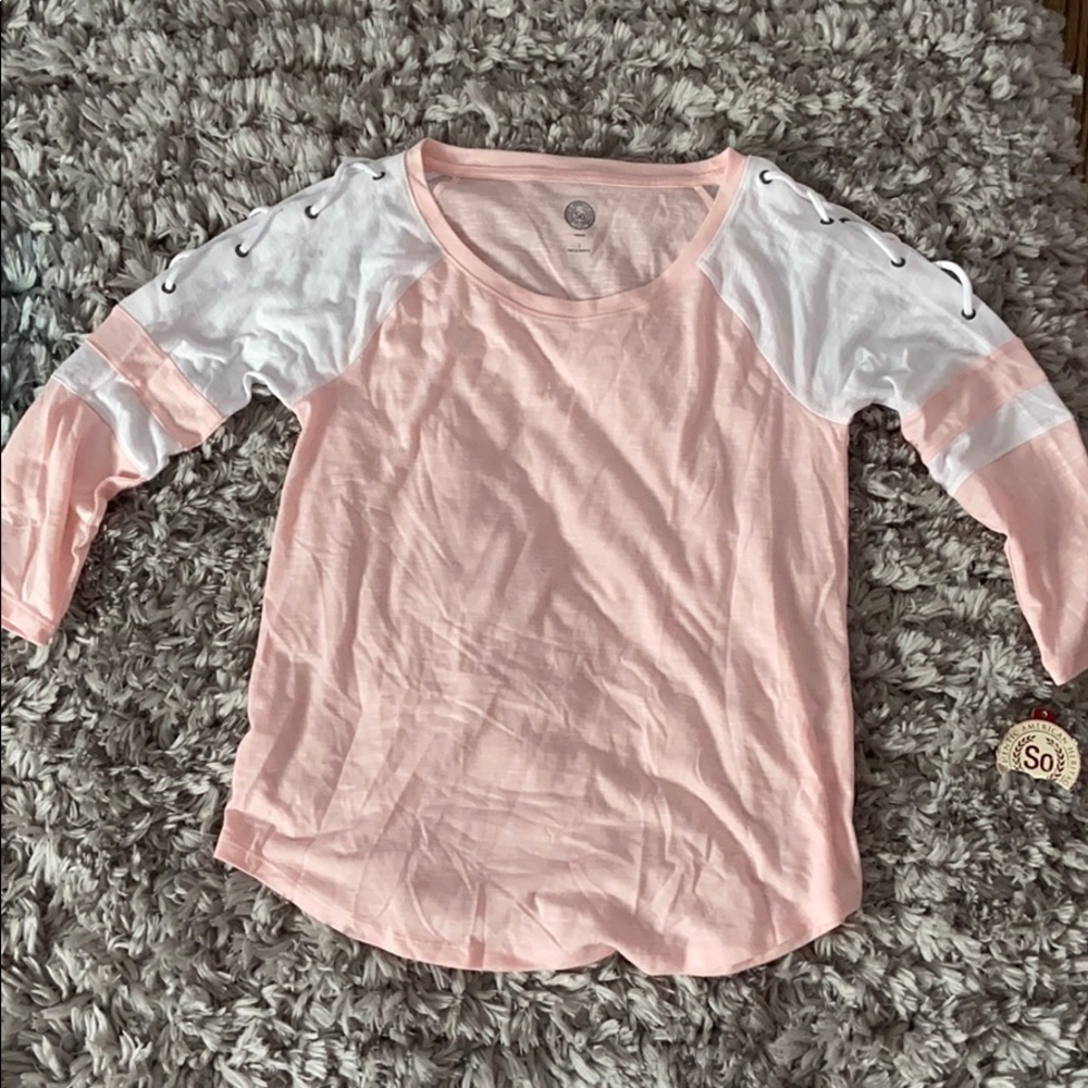 🦋Pink Long Sleeve Shirt